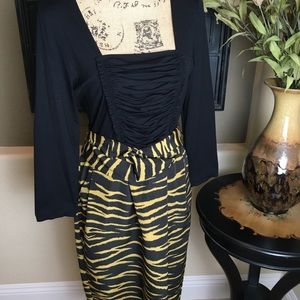 Adorable DKNY dress!